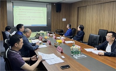 湖南省政協(xié)副主席、工商聯(lián)主席張健一行蒞臨進芯電子指導工作